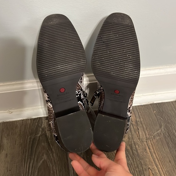 Blondo waterproof snakeskin booties - Picture 3 of 4